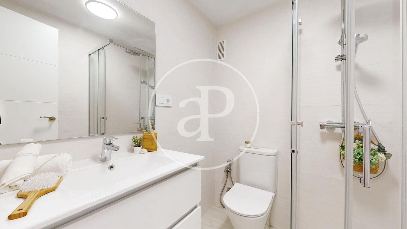 4 Zimmer Apartment zu vermieten in Valencia Stadt - 1.900 € (Ref: 9938280)