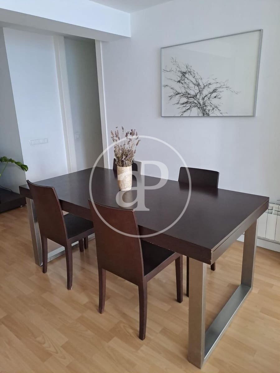 3 bedroom Apartment for rent in Valencia city - € 2,200 (Ref: 9938281)