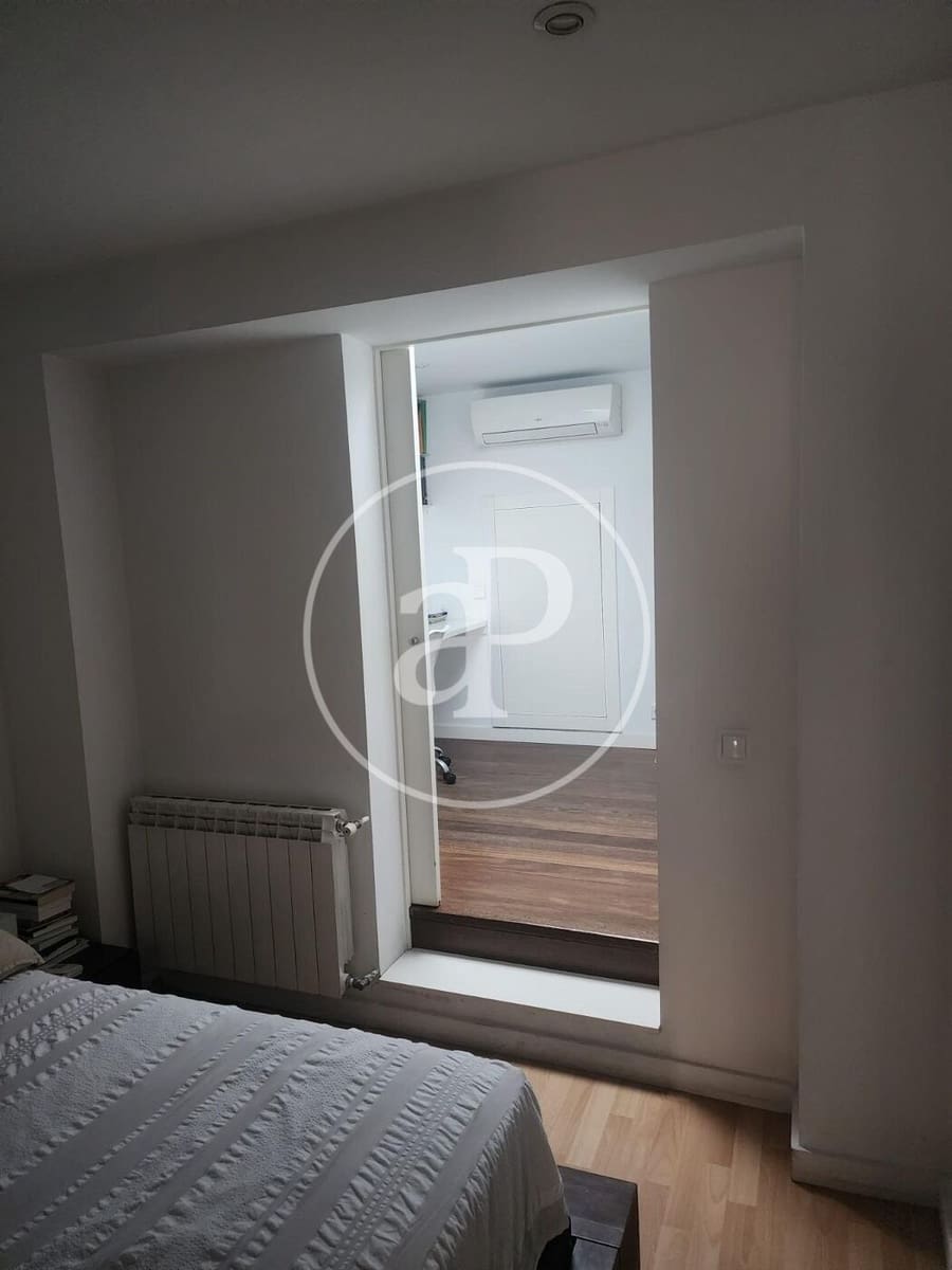 3 bedroom Apartment for rent in Valencia city - € 2,200 (Ref: 9938281)