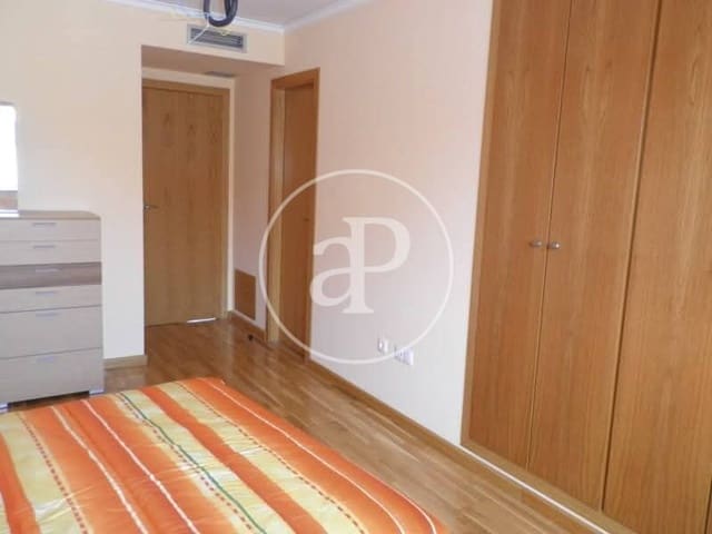 3 soveværelse Lejlighed til salg i Sur, Castelló de la Plana - € 287.000 (Ref: 9940041)