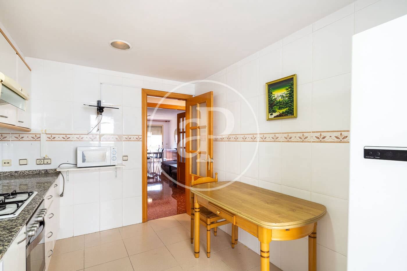 3 bedroom Apartment for rent in Valencia city with garage - € 1,500 (Ref: 9940042)