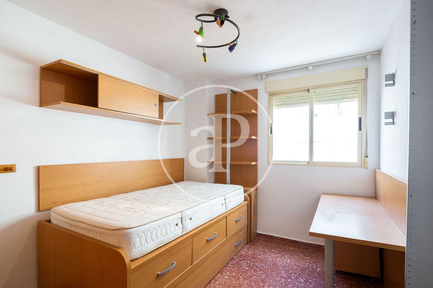 3 bedroom Apartment for rent in Valencia city with garage - € 1,500 (Ref: 9940042)