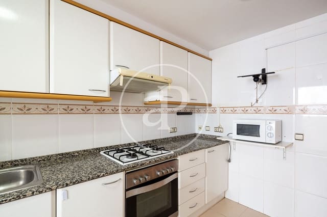 3 sovrum Lägenhet att hyra i Marxalenes, Valencia stad med garage - 1 500 € (Ref: 9940042)