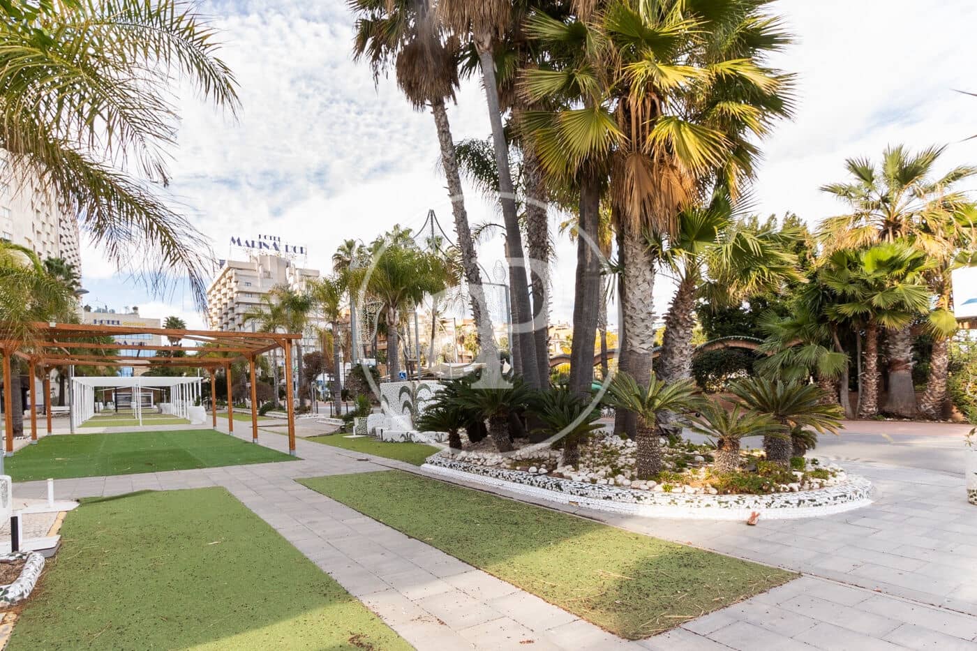 2 Zimmer Penthouse zu verkaufen in Oropesa  mit Pool - 177.000 € (Ref: 9940043)