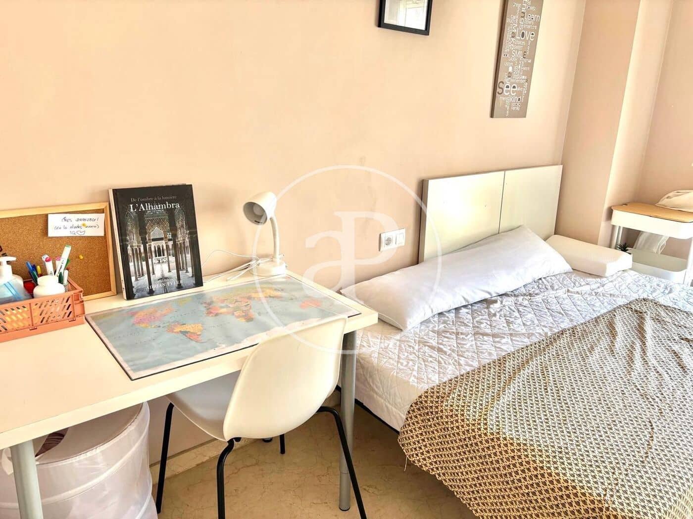 4 bedroom Apartment for rent in Valencia city - € 2,800 (Ref: 9942590)