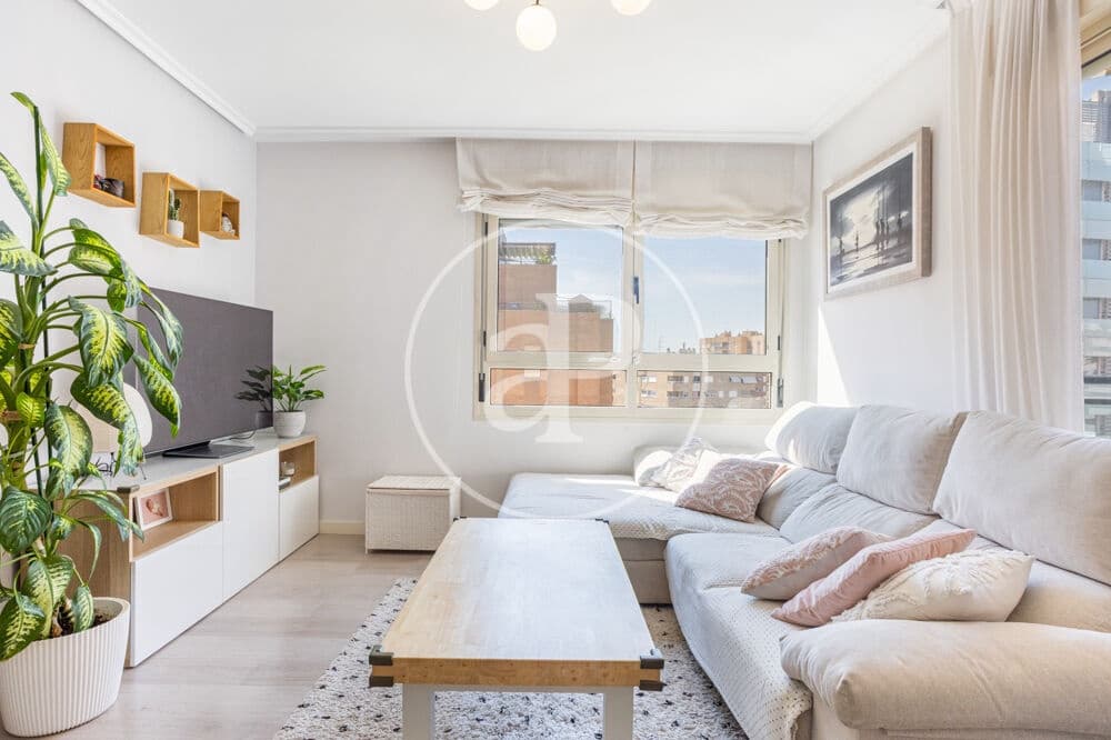 3 bedroom Apartment for sale in Valencia city with pool - € 605,000 (Ref: 9942591)
