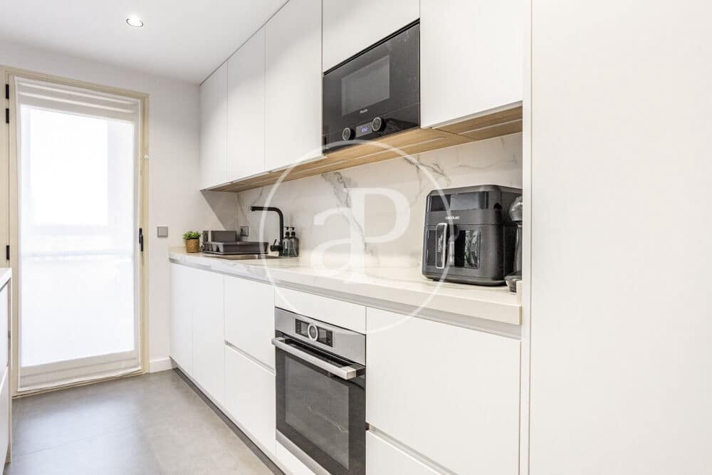 3 bedroom Apartment for sale in Valencia city with pool - € 605,000 (Ref: 9942591)
