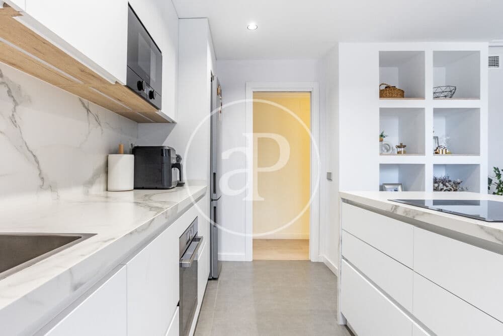 3 bedroom Apartment for sale in Valencia city with pool - € 605,000 (Ref: 9942591)