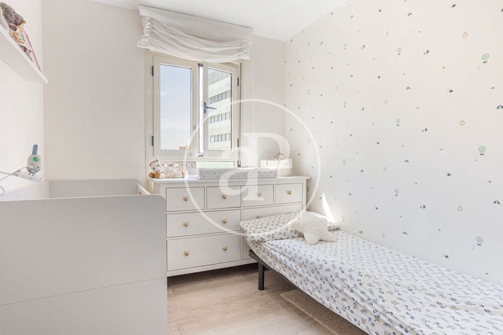 3 bedroom Apartment for sale in Valencia city with pool - € 605,000 (Ref: 9942591)