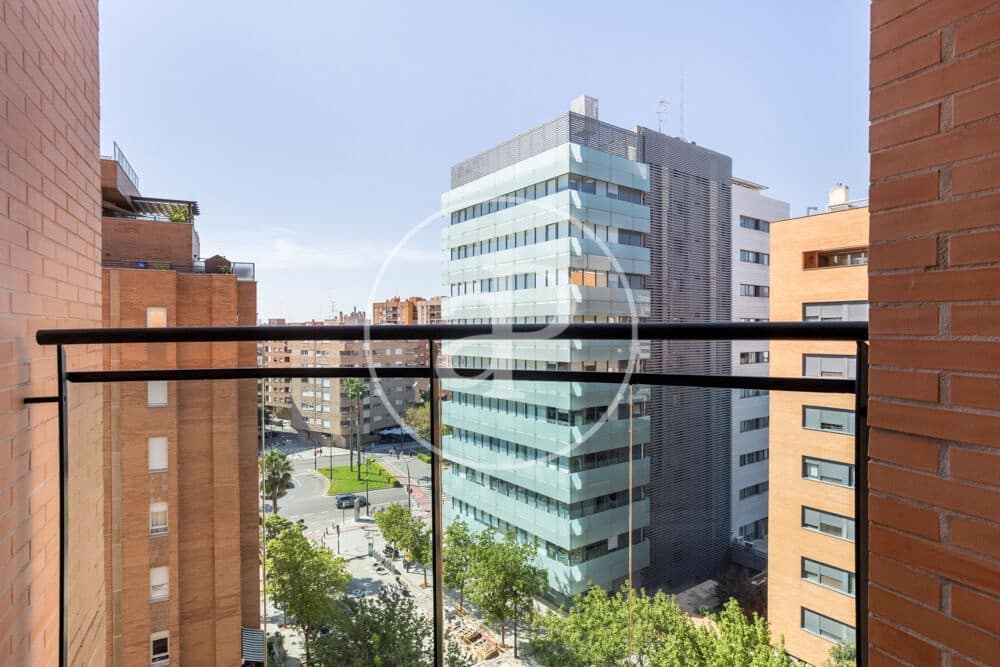 3 bedroom Apartment for sale in Valencia city with pool - € 605,000 (Ref: 9942591)