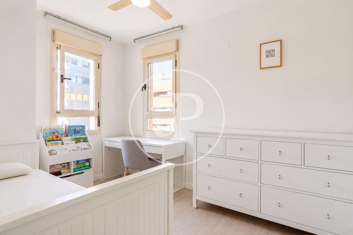 3 bedroom Apartment for sale in Valencia city with pool - € 605,000 (Ref: 9942591)