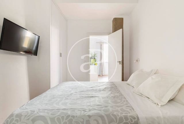 2 soverom Leilighet til leie i Arrancapins, Valencia by - € 2 200 (Ref: 9942592)