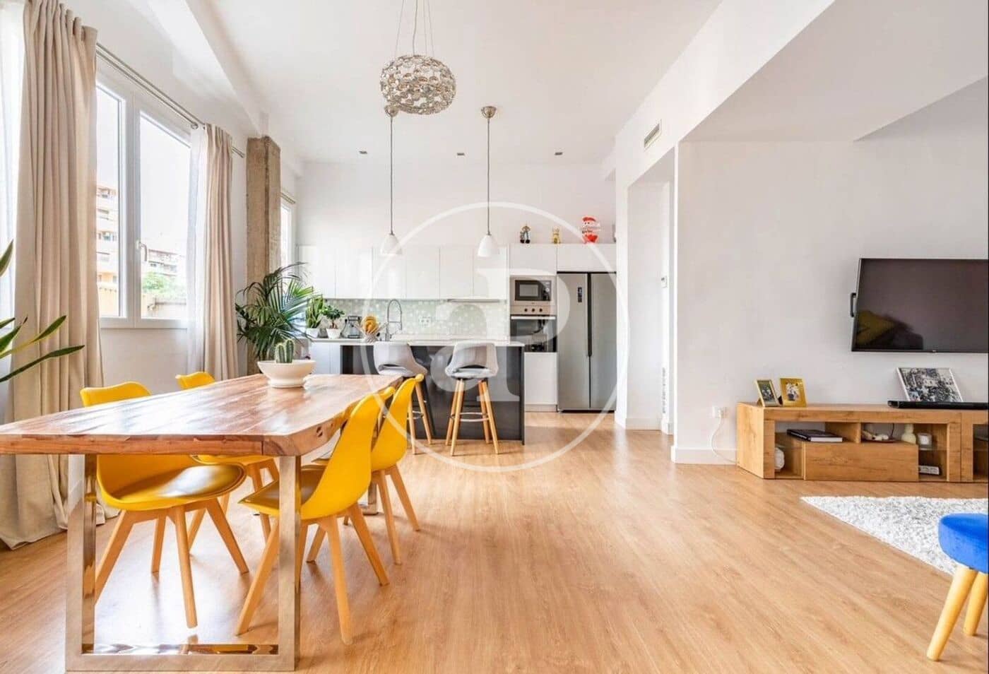 2 soverom Leilighet til leie i Valencia by - € 2 200 (Ref: 9942592)