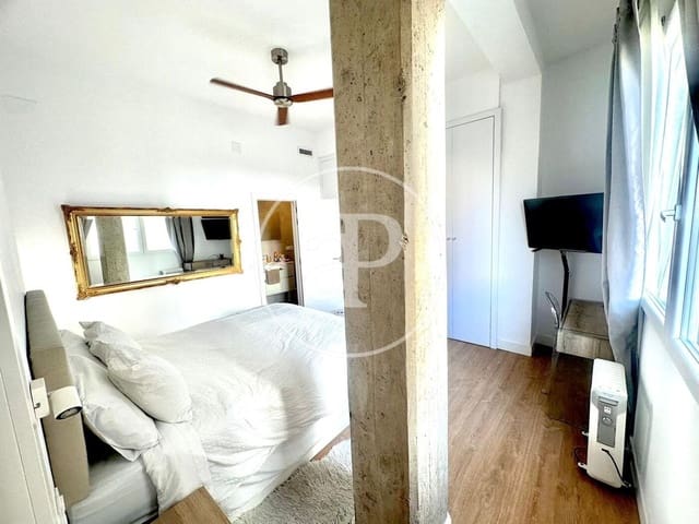 2 soverom Leilighet til leie i Arrancapins, Valencia by - € 2 200 (Ref: 9942592)