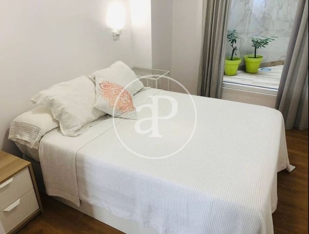 2 soverom Leilighet til leie i Arrancapins, Valencia by - € 2 200 (Ref: 9942592)