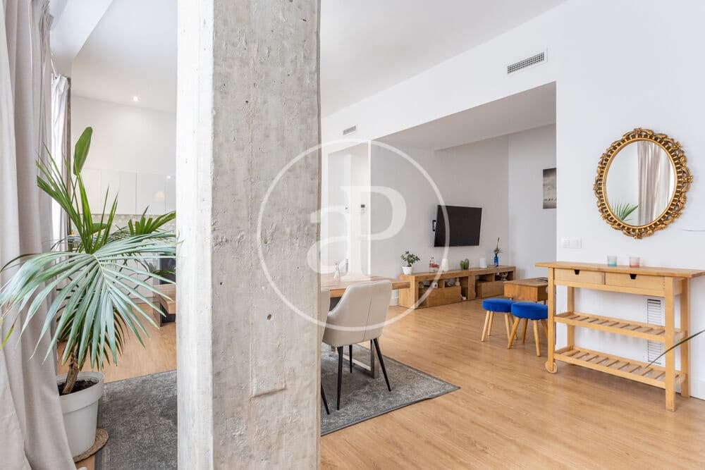 2 bedroom Apartment for rent in Valencia city - € 1,995 (Ref: 9942592)
