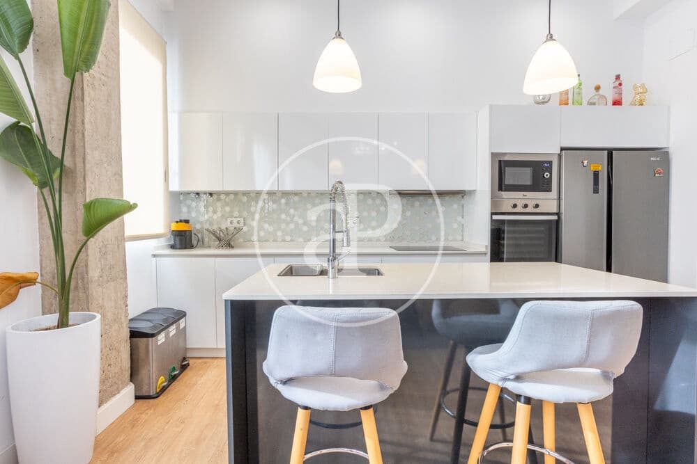 2 bedroom Apartment for rent in Valencia city - € 1,995 (Ref: 9942592)