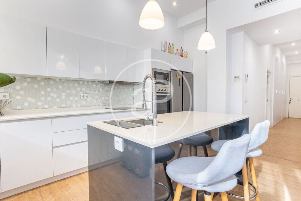2 bedroom Apartment for rent in Valencia city - € 1,995 (Ref: 9942592)
