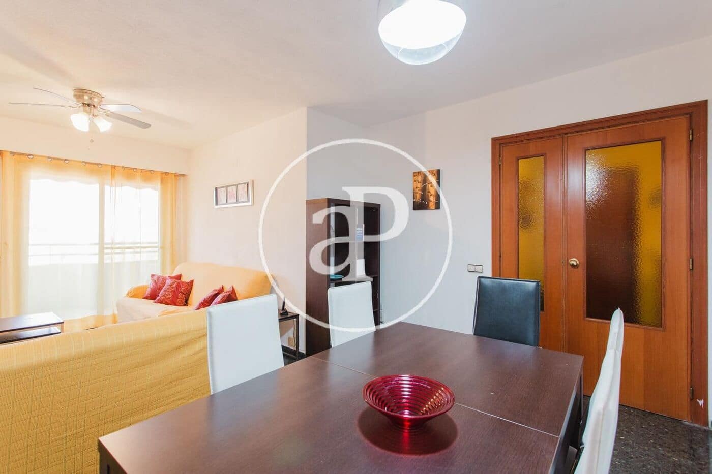 3 bedroom Apartment for rent in Valencia city - € 1,900 (Ref: 9942593)