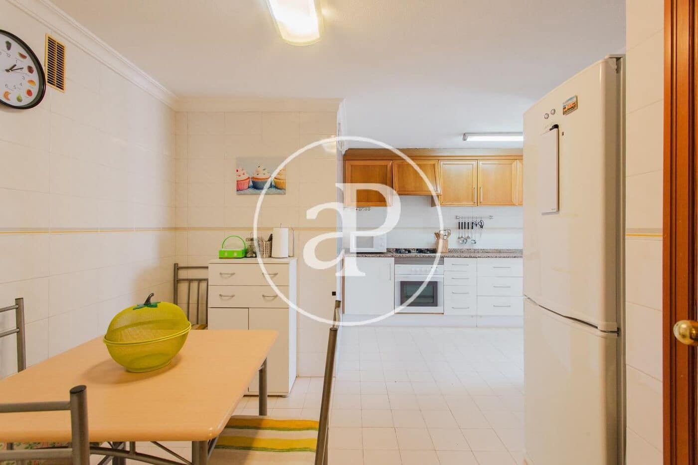 3 bedroom Apartment for rent in Valencia city - € 1,900 (Ref: 9942593)