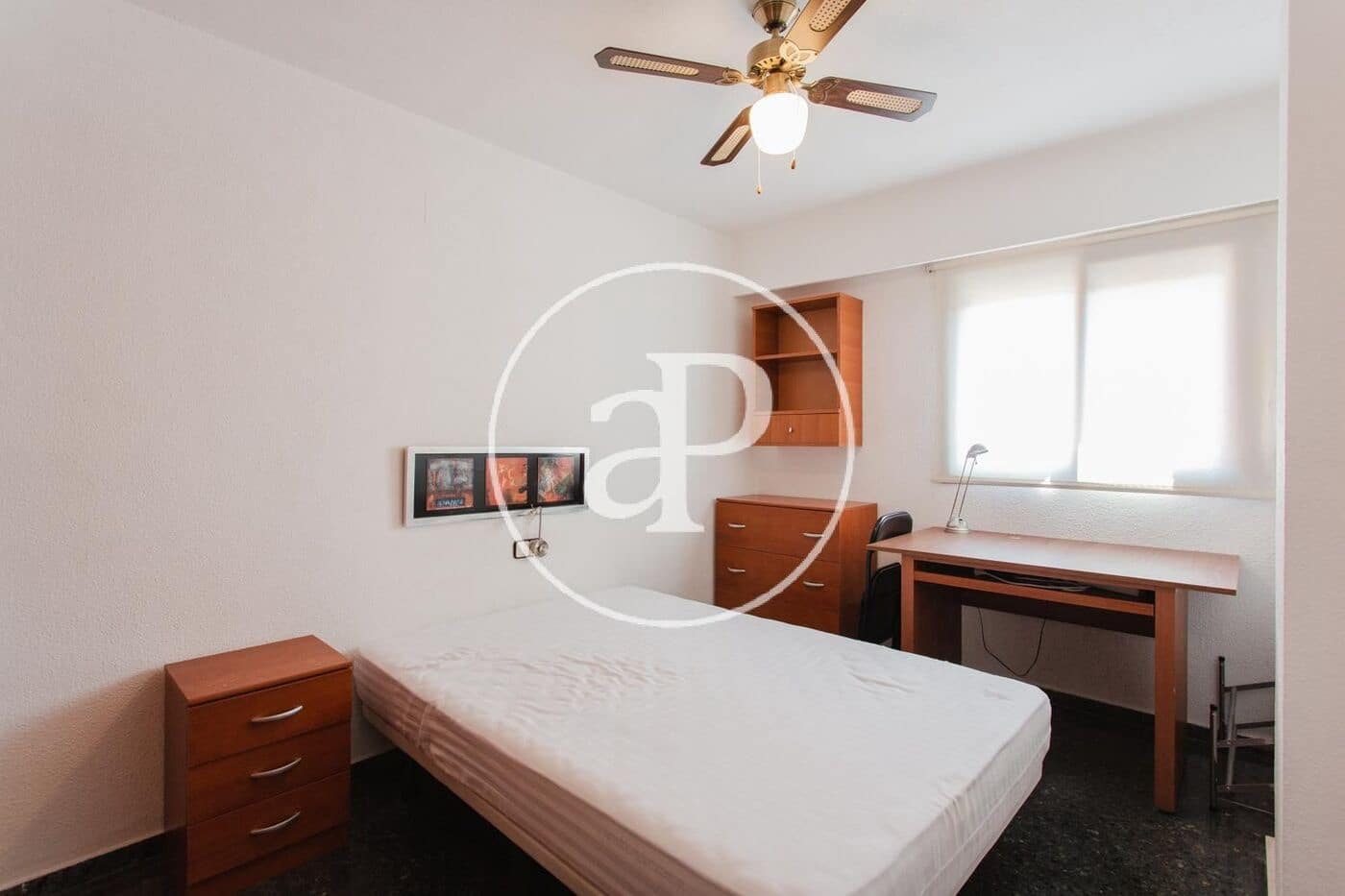 3 bedroom Apartment for rent in Valencia city - € 1,900 (Ref: 9942593)