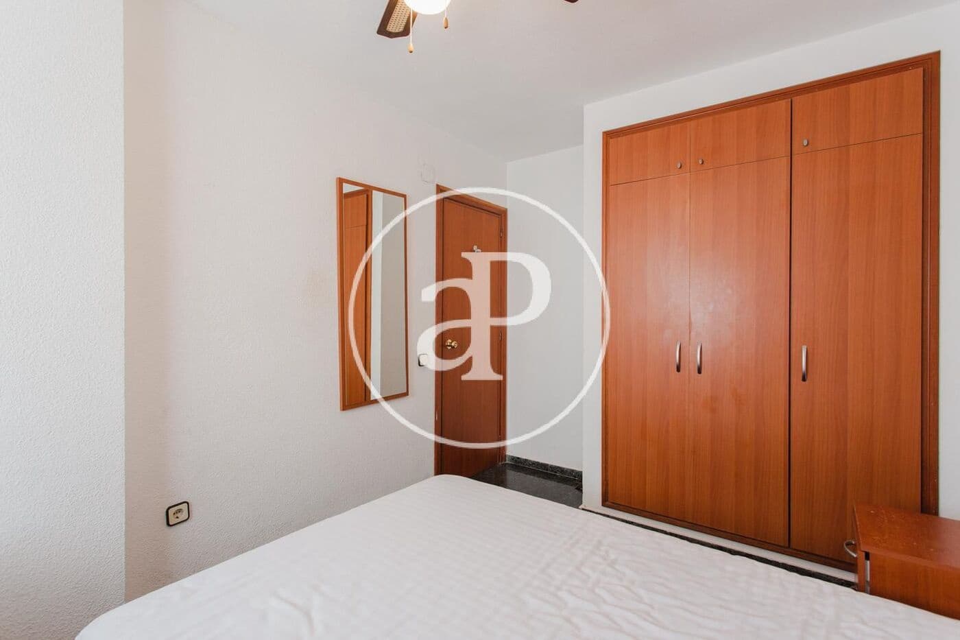 3 bedroom Apartment for rent in Valencia city - € 1,900 (Ref: 9942593)
