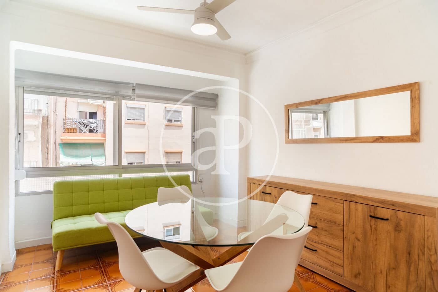 3 makuuhuone Huoneisto vuokrattavana paikassa Valencia kaupunki - 1 300 € (Ref: 9942596)
