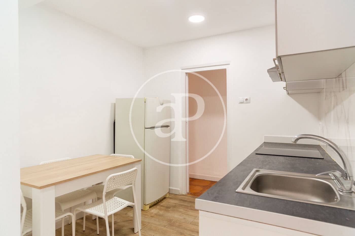 3 makuuhuone Huoneisto vuokrattavana paikassa Valencia kaupunki - 1 300 € (Ref: 9942596)