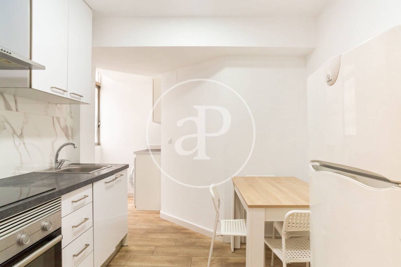3 makuuhuone Huoneisto vuokrattavana paikassa Valencia kaupunki - 1 300 € (Ref: 9942596)