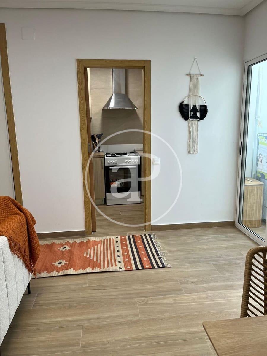 2 Zimmer Apartment zu vermieten in Valencia Stadt - 1.400 € (Ref: 9942599)