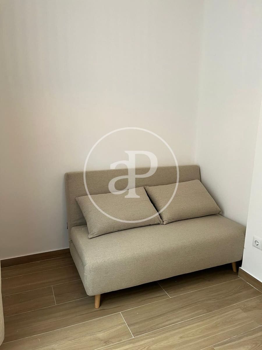 2 Zimmer Apartment zu vermieten in Valencia Stadt - 1.400 € (Ref: 9942599)
