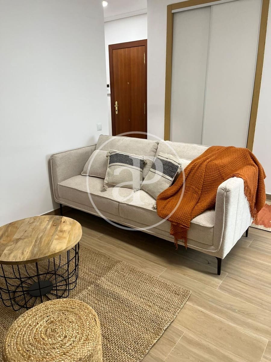 2 Zimmer Apartment zu vermieten in Valencia Stadt - 1.400 € (Ref: 9942599)