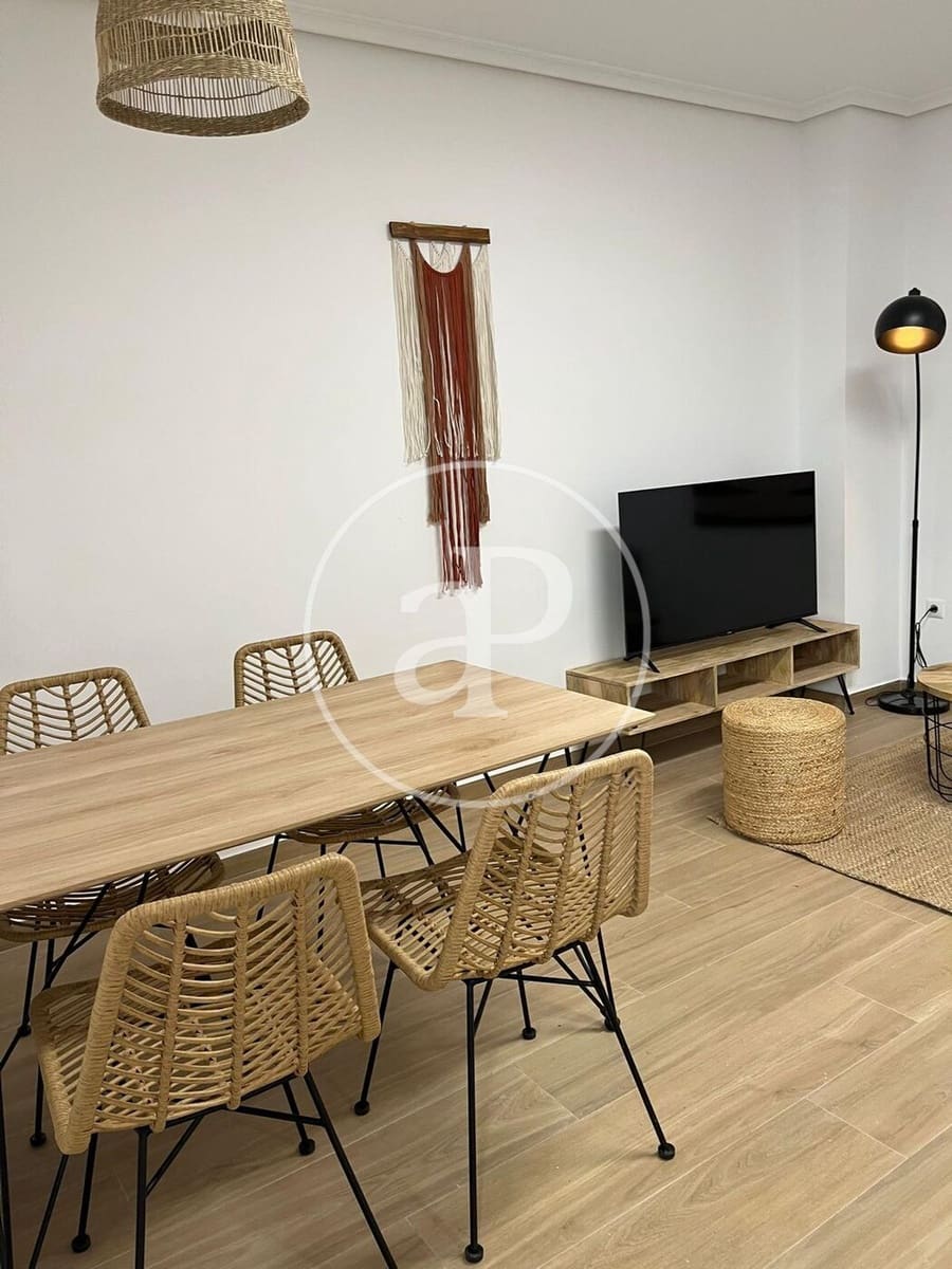 2 Zimmer Apartment zu vermieten in Valencia Stadt - 1.400 € (Ref: 9942599)
