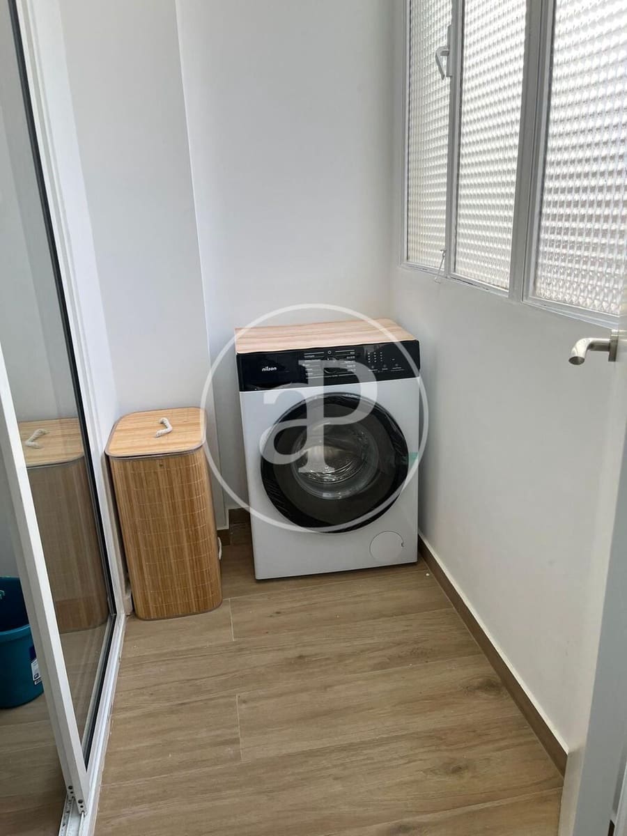 2 Zimmer Apartment zu vermieten in Valencia Stadt - 1.400 € (Ref: 9942599)