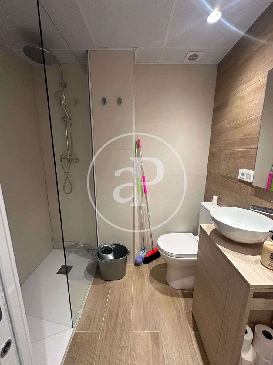 3 bedroom Apartment for rent in Alicante / Alacant city with pool - € 1,200 (Ref: 9942601)