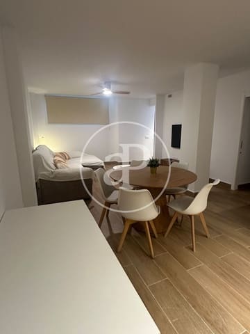 3 soveværelse Lejlighed til leje i Alicante by med swimmingpool - € 1.200 (Ref: 9942601)