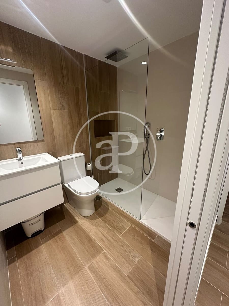 3 bedroom Apartment for rent in Alicante / Alacant city with pool - € 1,200 (Ref: 9942601)
