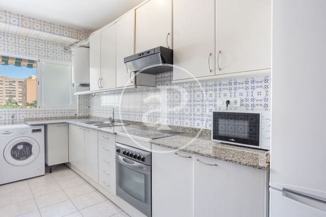 3 soveværelse Lejlighed til leje i Ciutat Jardi, Valencia by - € 1.500 (Ref: 9945788)
