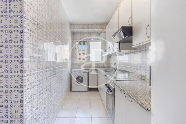3 soveværelse Lejlighed til leje i Ciutat Jardi, Valencia by - € 1.500 (Ref: 9945788)