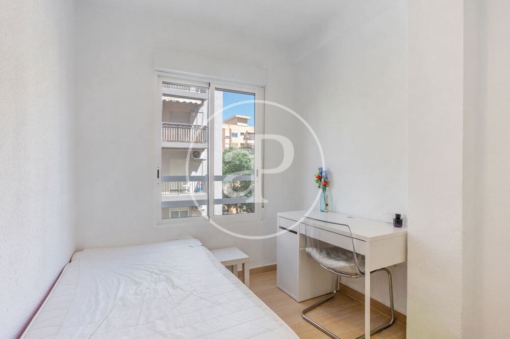 5 camera da letto Appartamento da affittare in Valencia citta - 2.000 € (Rif: 9945789)