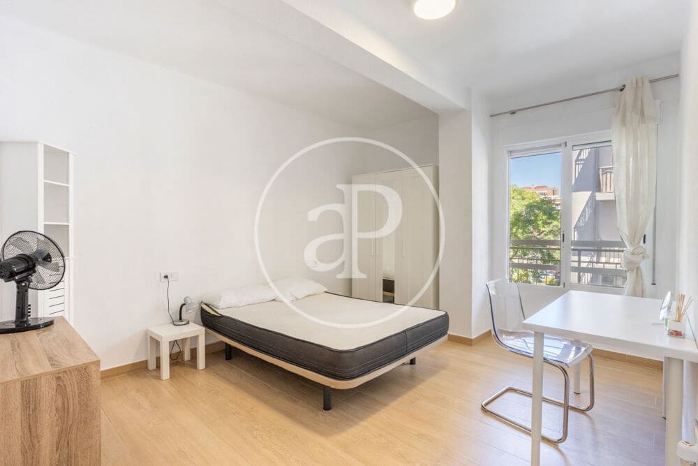 5 camera da letto Appartamento da affittare in Valencia citta - 2.000 € (Rif: 9945789)