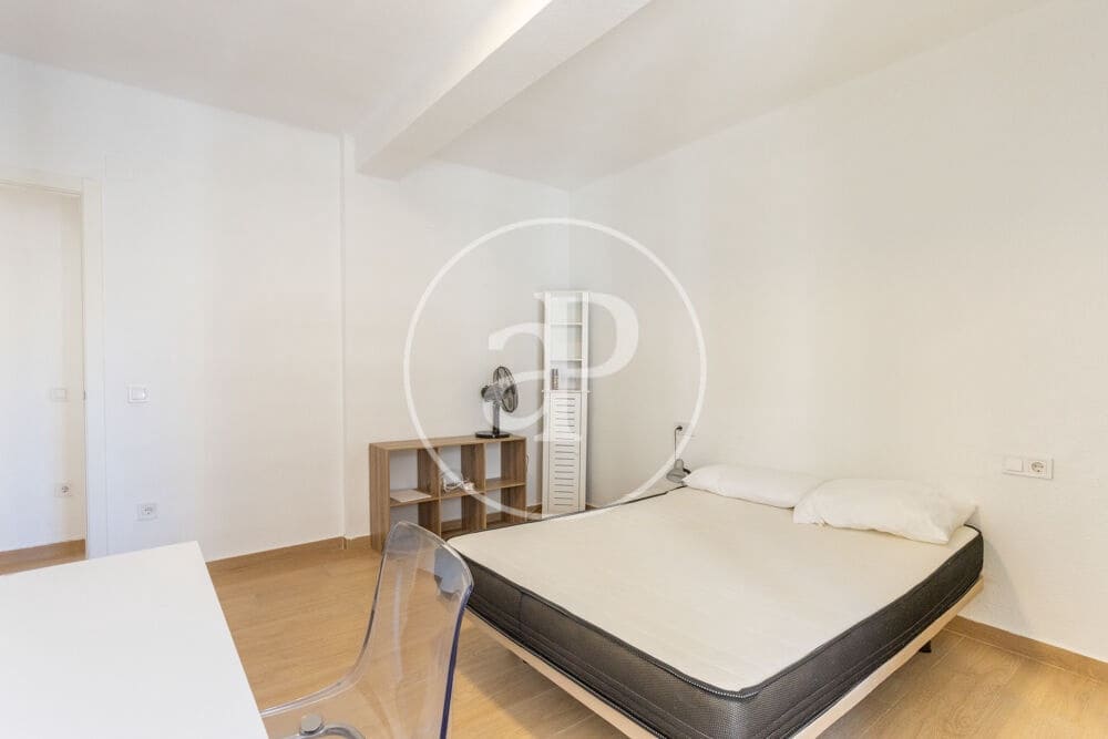 5 camera da letto Appartamento da affittare in Valencia citta - 2.000 € (Rif: 9945789)