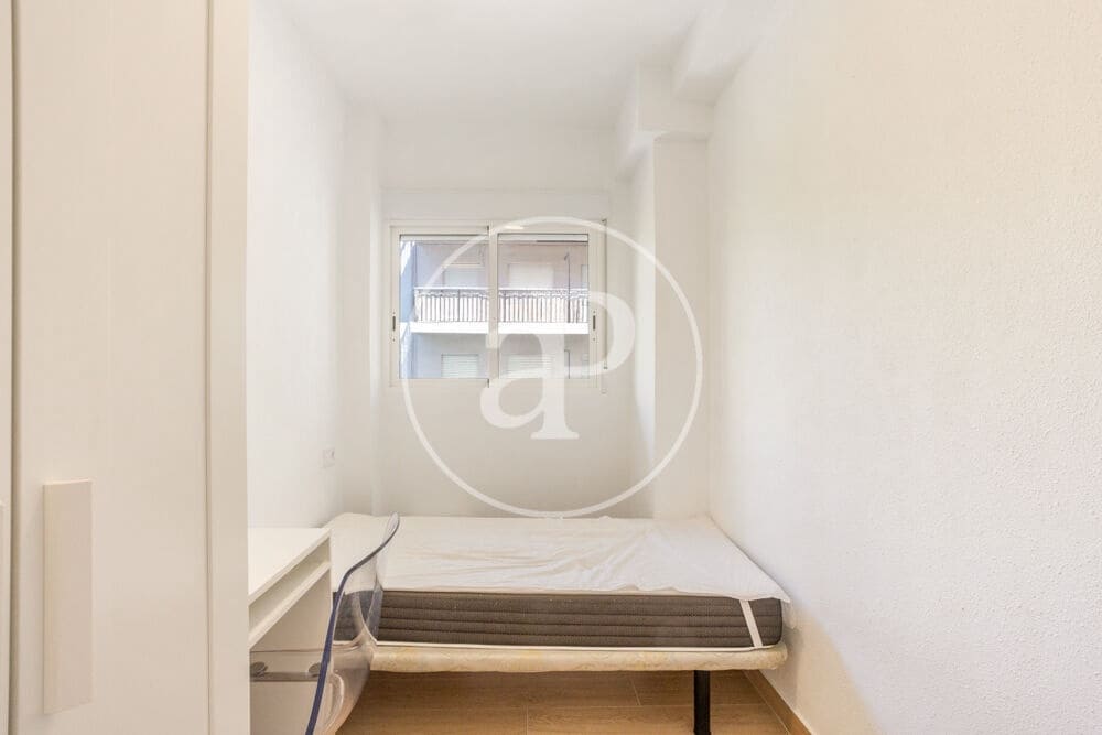 5 camera da letto Appartamento da affittare in Valencia citta - 2.000 € (Rif: 9945789)