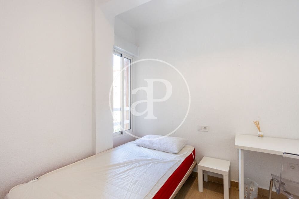 5 camera da letto Appartamento da affittare in Valencia citta - 2.000 € (Rif: 9945789)
