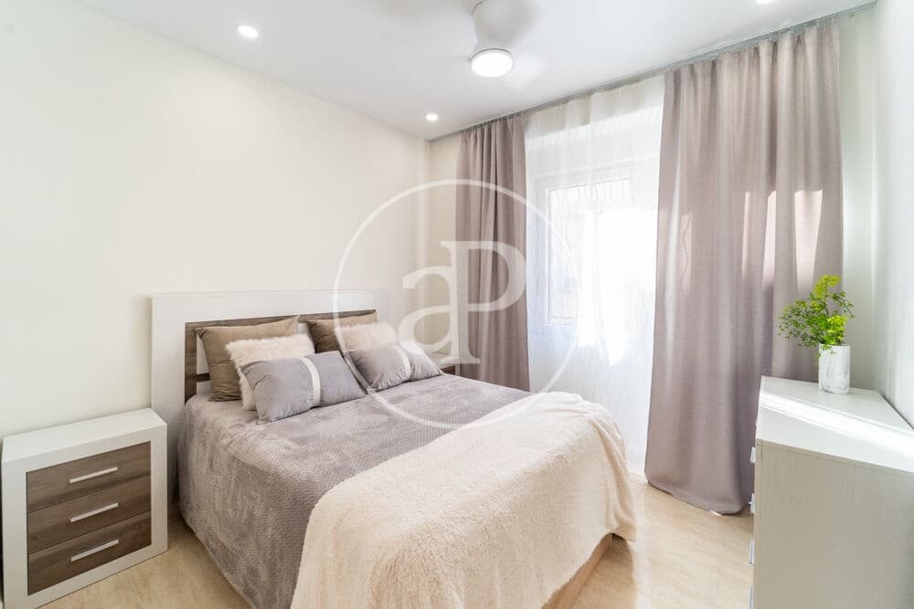 4 bedroom Apartment for sale in Alicante / Alacant city - € 259,000 (Ref: 9945791)