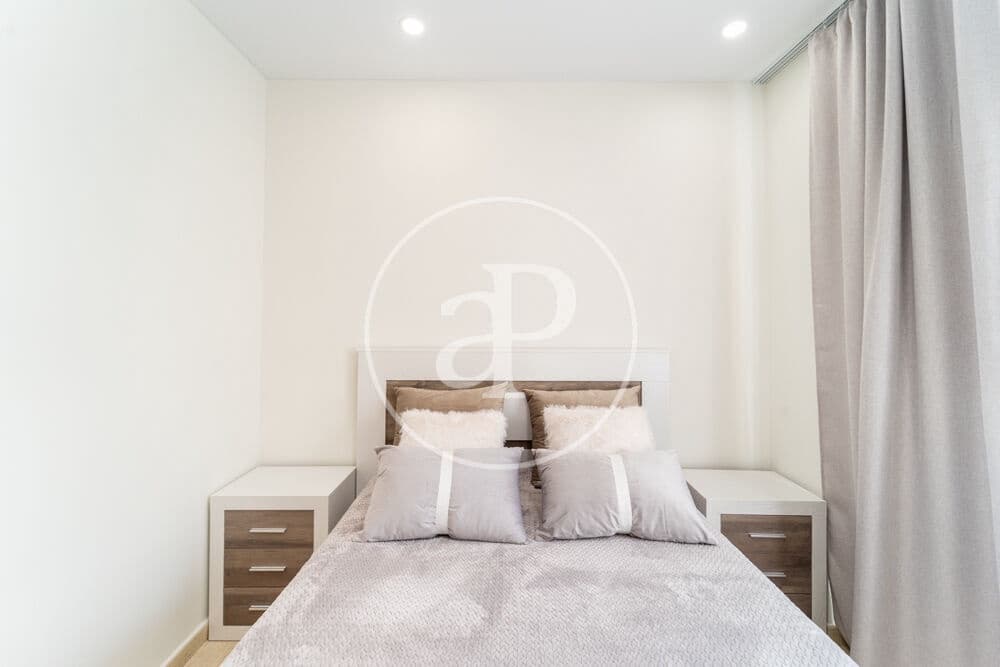 4 bedroom Apartment for sale in Alicante / Alacant city - € 259,000 (Ref: 9945791)