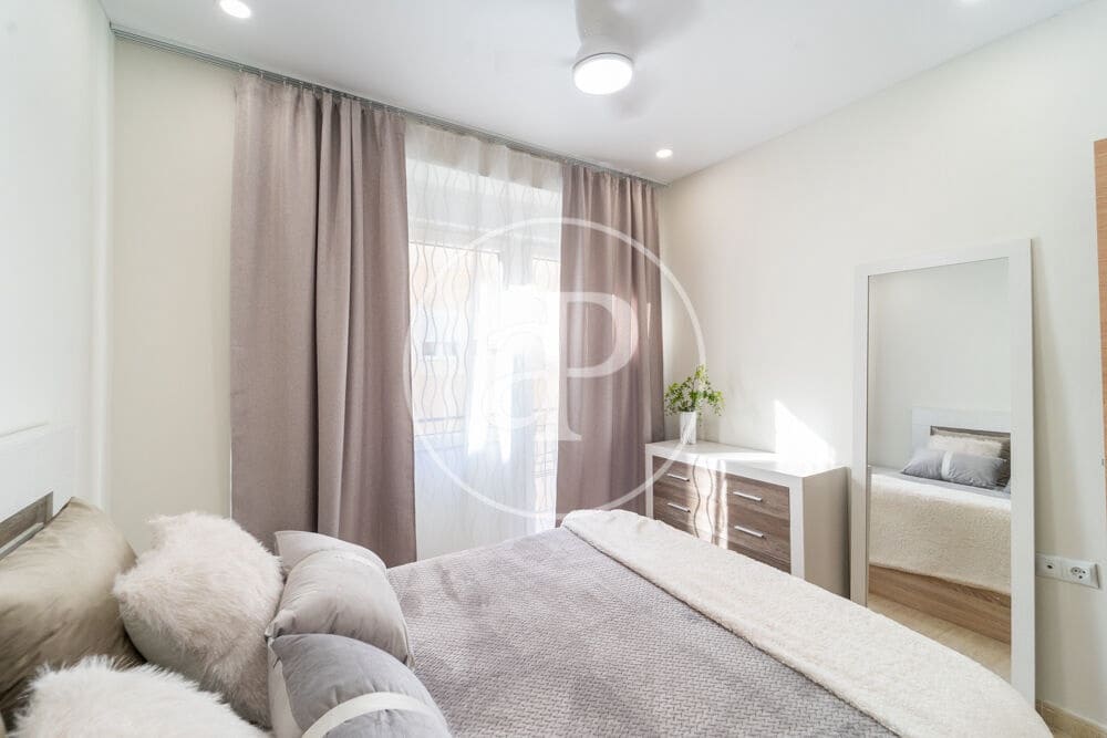 4 bedroom Apartment for sale in Alicante / Alacant city - € 259,000 (Ref: 9945791)