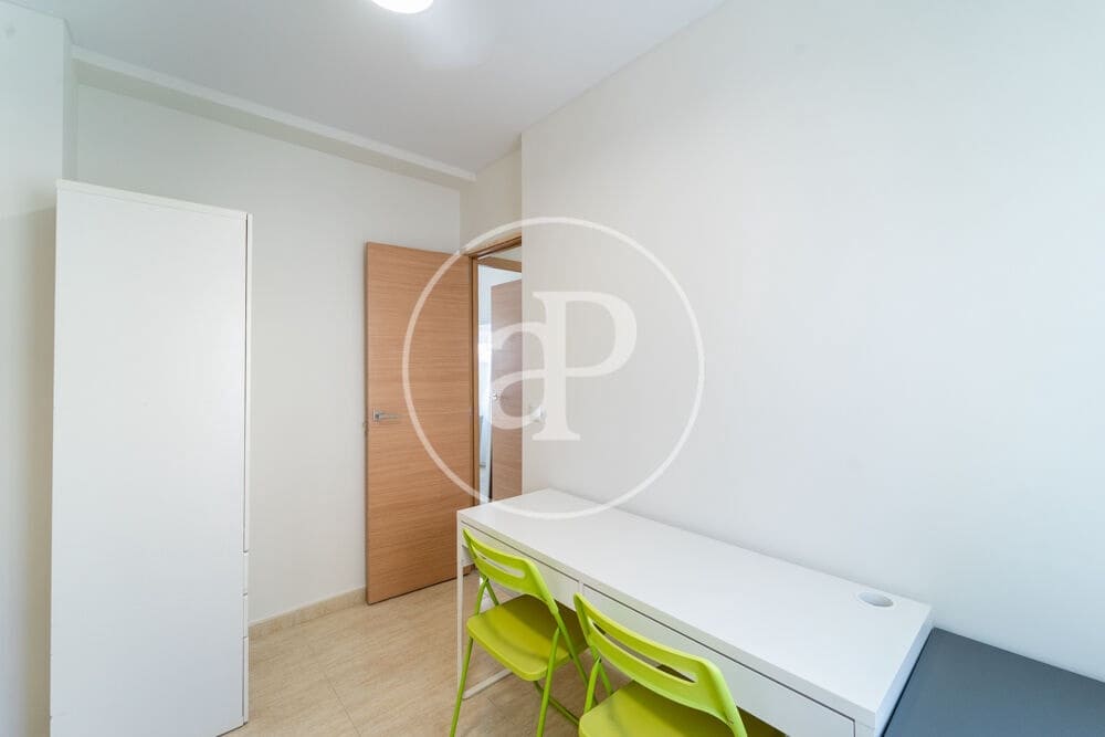 4 bedroom Apartment for sale in Alicante / Alacant city - € 259,000 (Ref: 9945791)