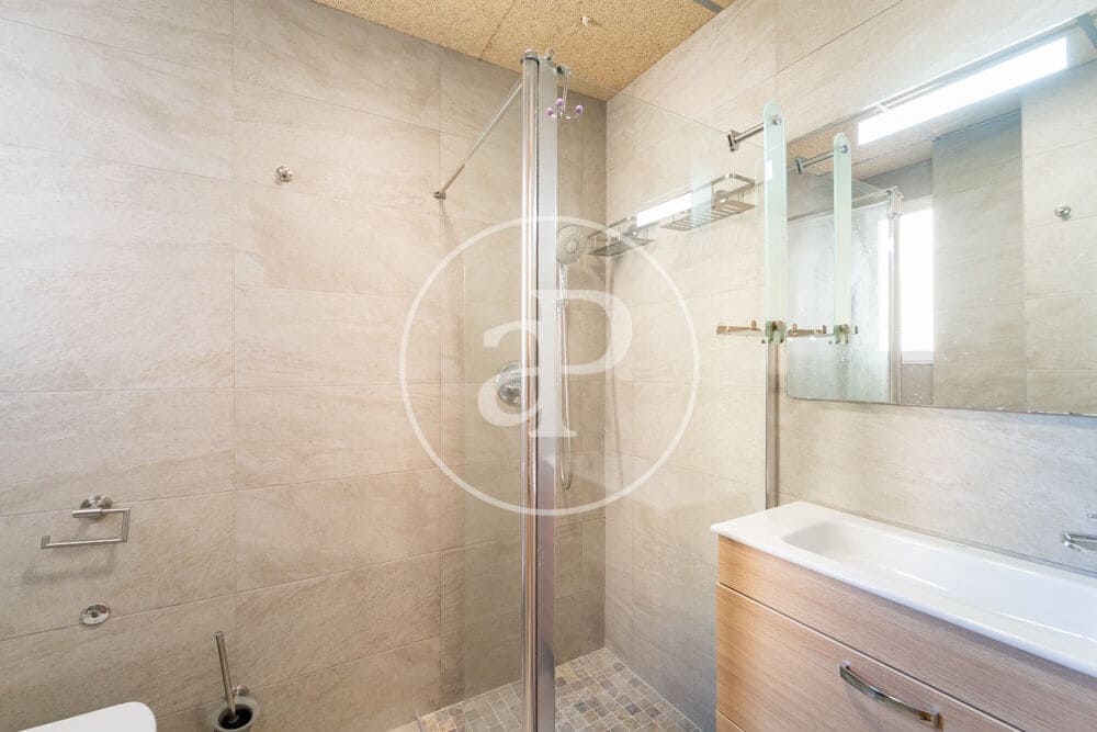 4 bedroom Apartment for sale in Alicante / Alacant city - € 259,000 (Ref: 9945791)