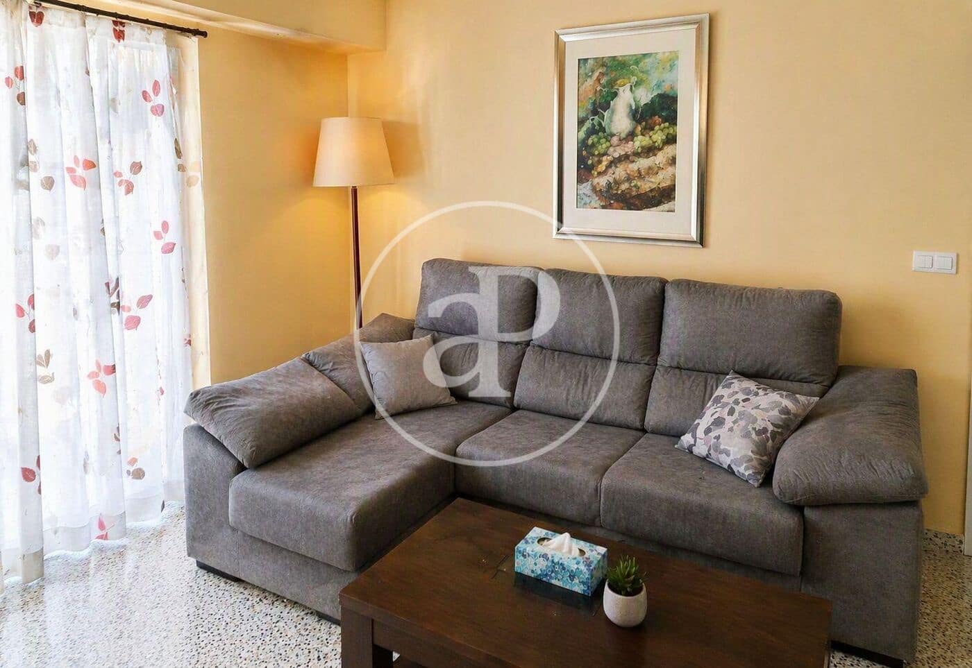 3 bedroom Apartment for rent in Valencia city - € 1,300 (Ref: 9945792)